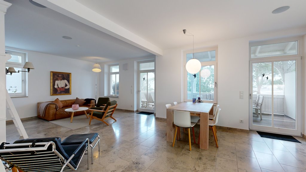 Foto der Wohnung RUG-10-044-09-villa-seeblick-wohnraum1.jpg